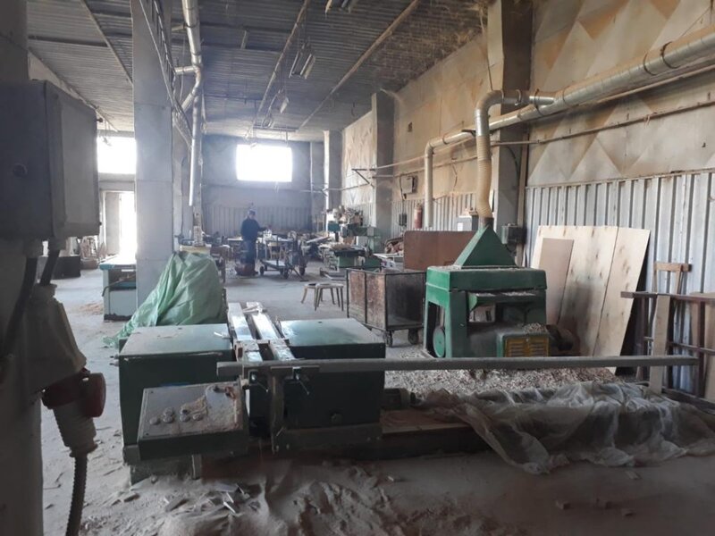 Negreni hala industriala - fosta fabrica de scaune din lemn vanzare rapida